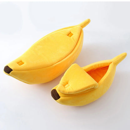 Cozy Banana Bed – Soft, Cute & Comfy!